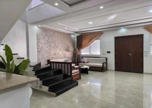 maison de style américain - Bien immobilier à {"id":15,"country_id":219,"name":"MONASTIR","slug":"monastir"} - Image 4 - Agence Immobilière New Way