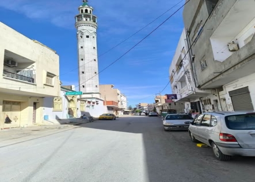 maison de style américain - Bien immobilier à {"id":15,"country_id":219,"name":"MONASTIR","slug":"monastir"} - Image 2 - Agence Immobilière New Way